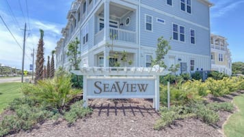 Studio (4 Bedrooms) | Property amenity