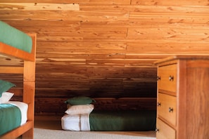 1 bedroom, iron/ironing board, travel cot, free WiFi
