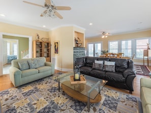 Studio (5 Bedrooms) | Property amenity