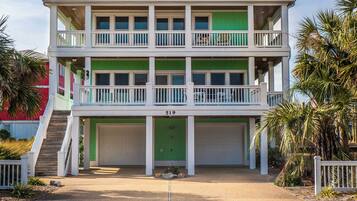 Studio (5 Bedrooms) | Front of property
