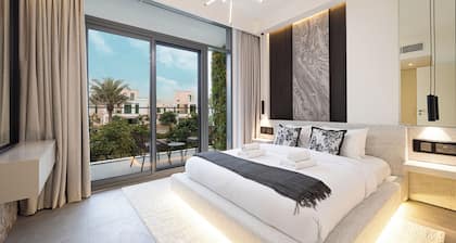 Arabian Ranches 3 Luxury 4 Bedroom Villa