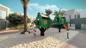 Außen-Kinderspielplatz