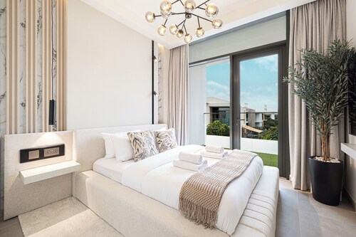 Arabian Ranches 3 Luxury 4 Bedroom Villa