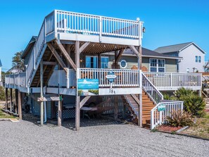 Studio (2 Bedrooms) | Property amenity