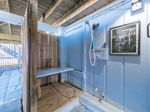 Studio (2 Bedrooms) | Property amenity
