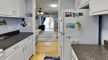 Studio (2 Bedrooms) | Property amenity