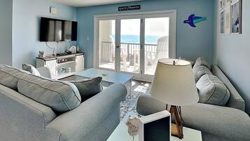 Condo (2 Bedrooms) | Kemudahan hartanah