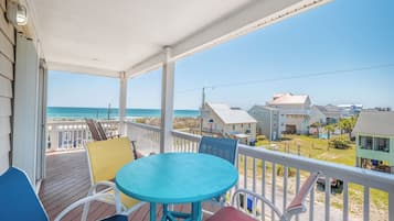 Studio (3 Bedrooms) | Property amenity
