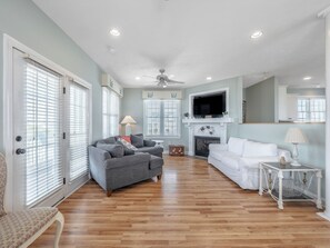 Studio (3 Bedrooms) | Property amenity - Skipper's Hideout by Topsail Realty (Sneads Ferry)