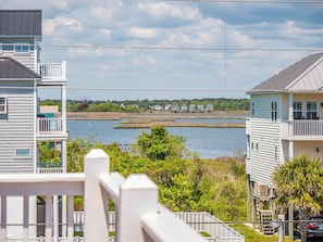 Studio (3 Bedrooms) | Property amenity
