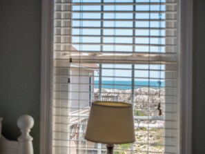 Studio (3 Bedrooms) | Property amenity