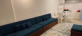 Charming 2-bedroom apartment in peaceful إهدن with WiFi