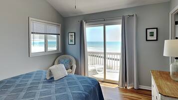 Studio (3 Bedrooms) | Property amenity