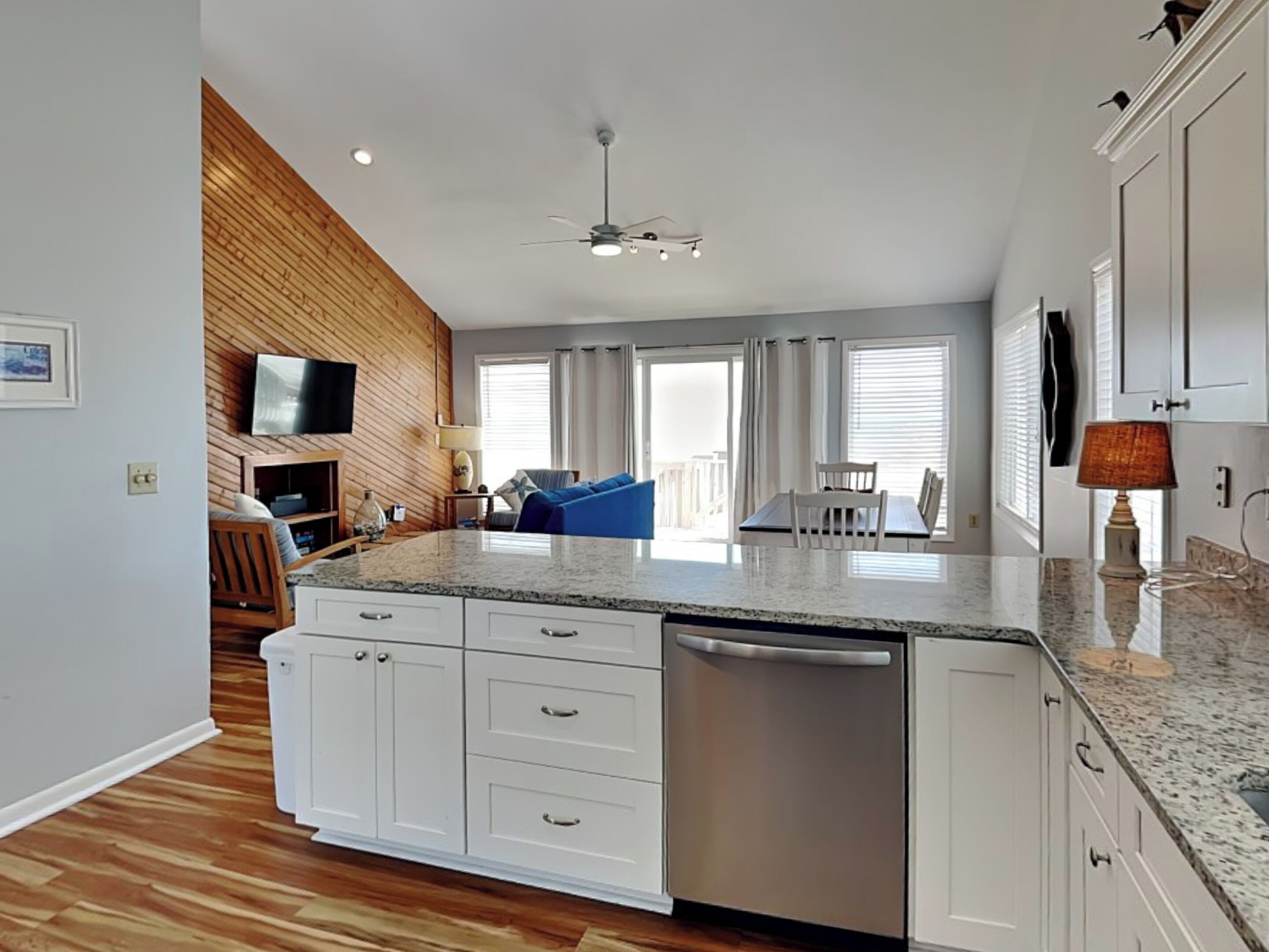 Estudio (3 Bedrooms) | Servicio de la propiedad