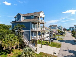 开间 (4 Bedrooms) | 住宿服务设施