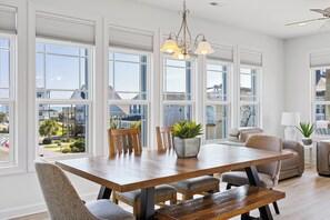 Studio (4 Bedrooms) | Property amenity