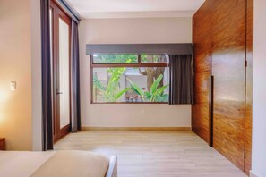 1 dormitorio, tabla de planchar con plancha, wifi y ropa de cama