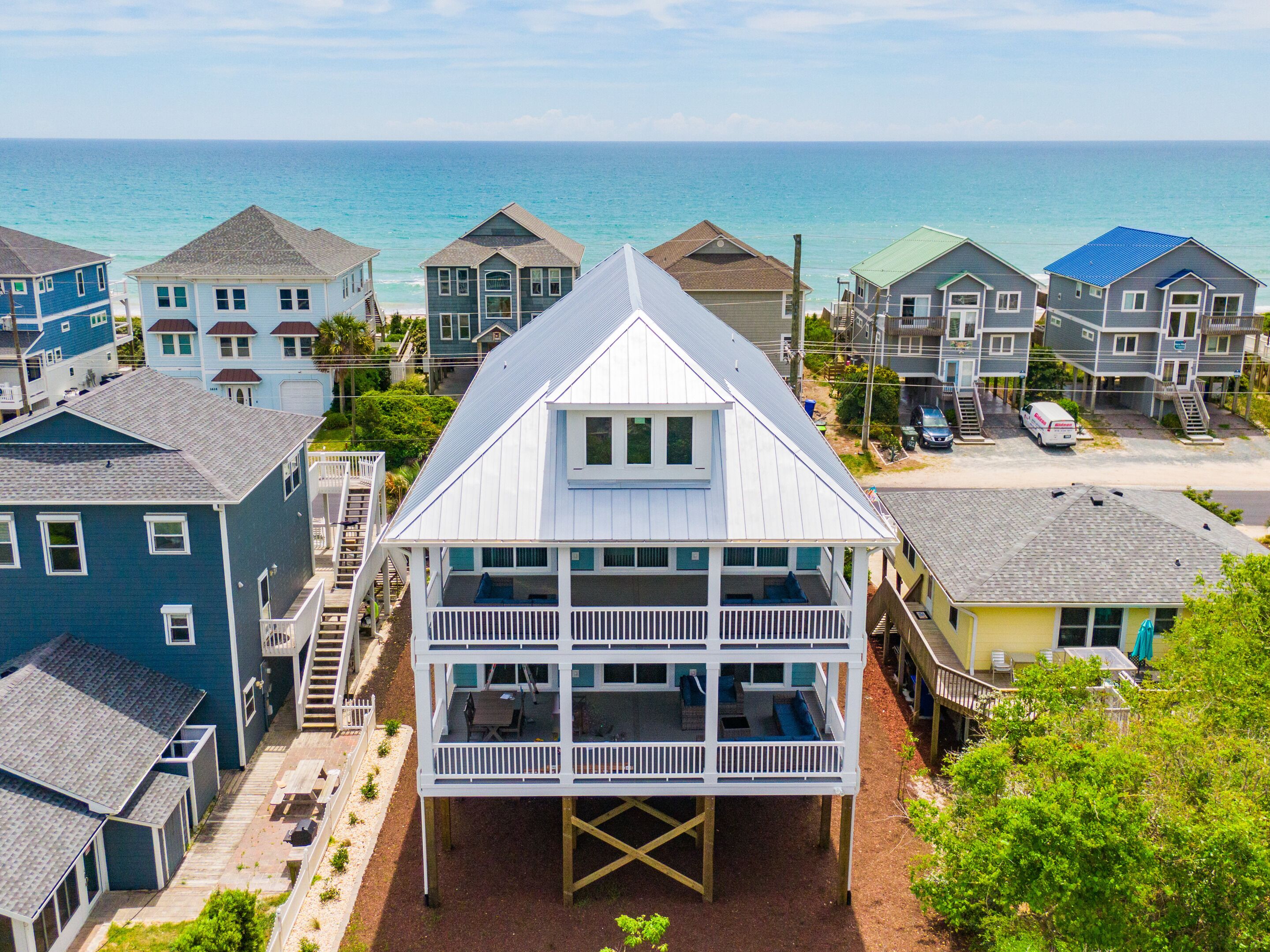 Studio (Multiple Bedrooms) | Exterior