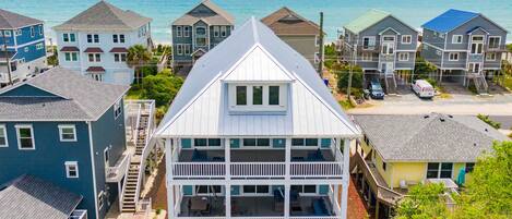 Studio (Multiple Bedrooms) | Exterior