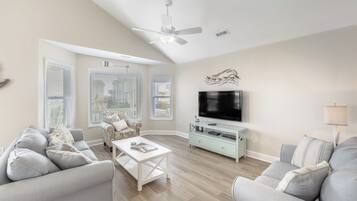 Studio (4 Bedrooms) | Property amenity