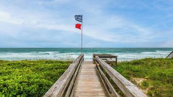 Studio (4 Bedrooms) | Property amenity