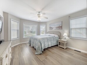 Studio (4 Bedrooms) | Property amenity
