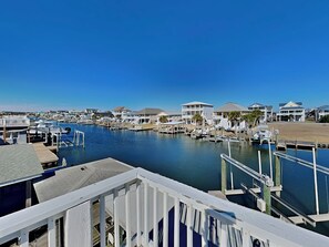 Studio (5 Bedrooms) | Property amenity - Bellcove by Topsail Realty (Holly Ridge)