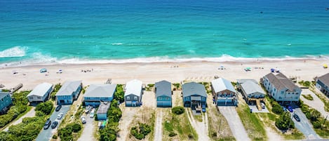 Studio (3 Bedrooms) | Property amenity