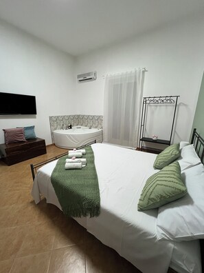 2 bedrooms, iron/ironing board, WiFi, bed sheets - Rosmay an ideal vacation home for families, couples, friends, on vacation in Ispica (Ispica)