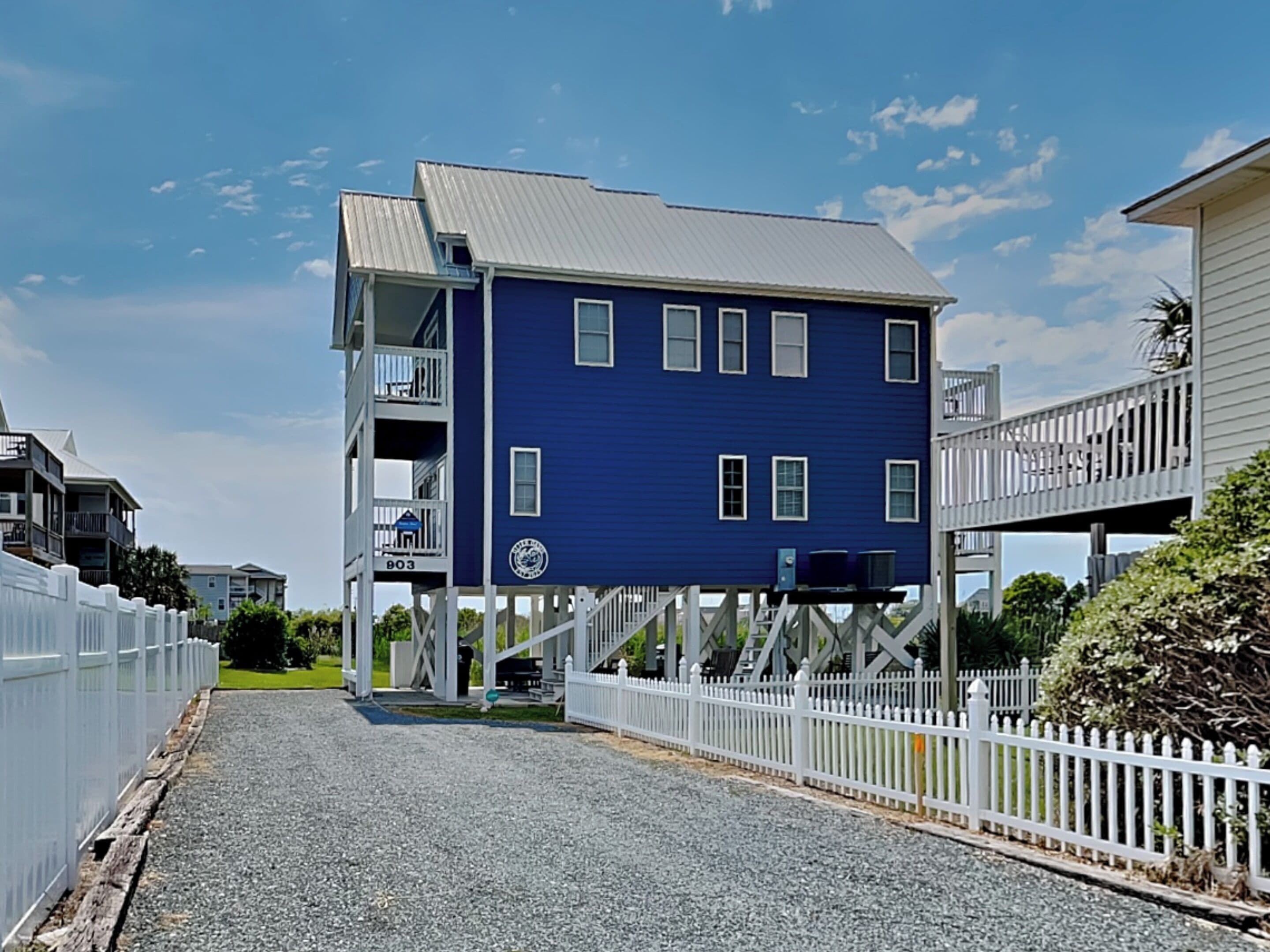 Studio (3 Bedrooms) | Property amenity