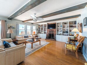 Estudio (6 Bedrooms) | Servicio de la propiedad