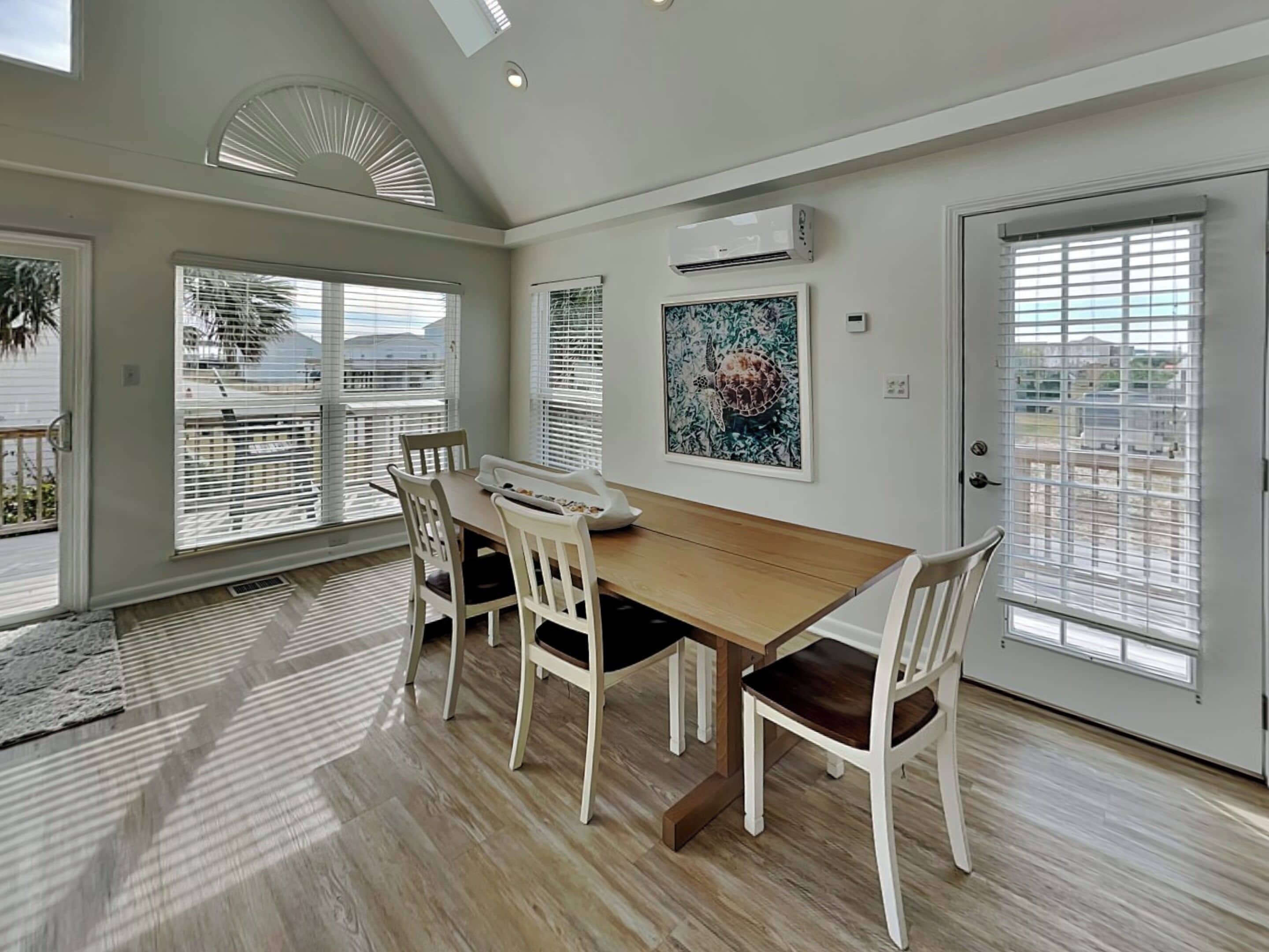 Studio (3 Bedrooms) | Property amenity