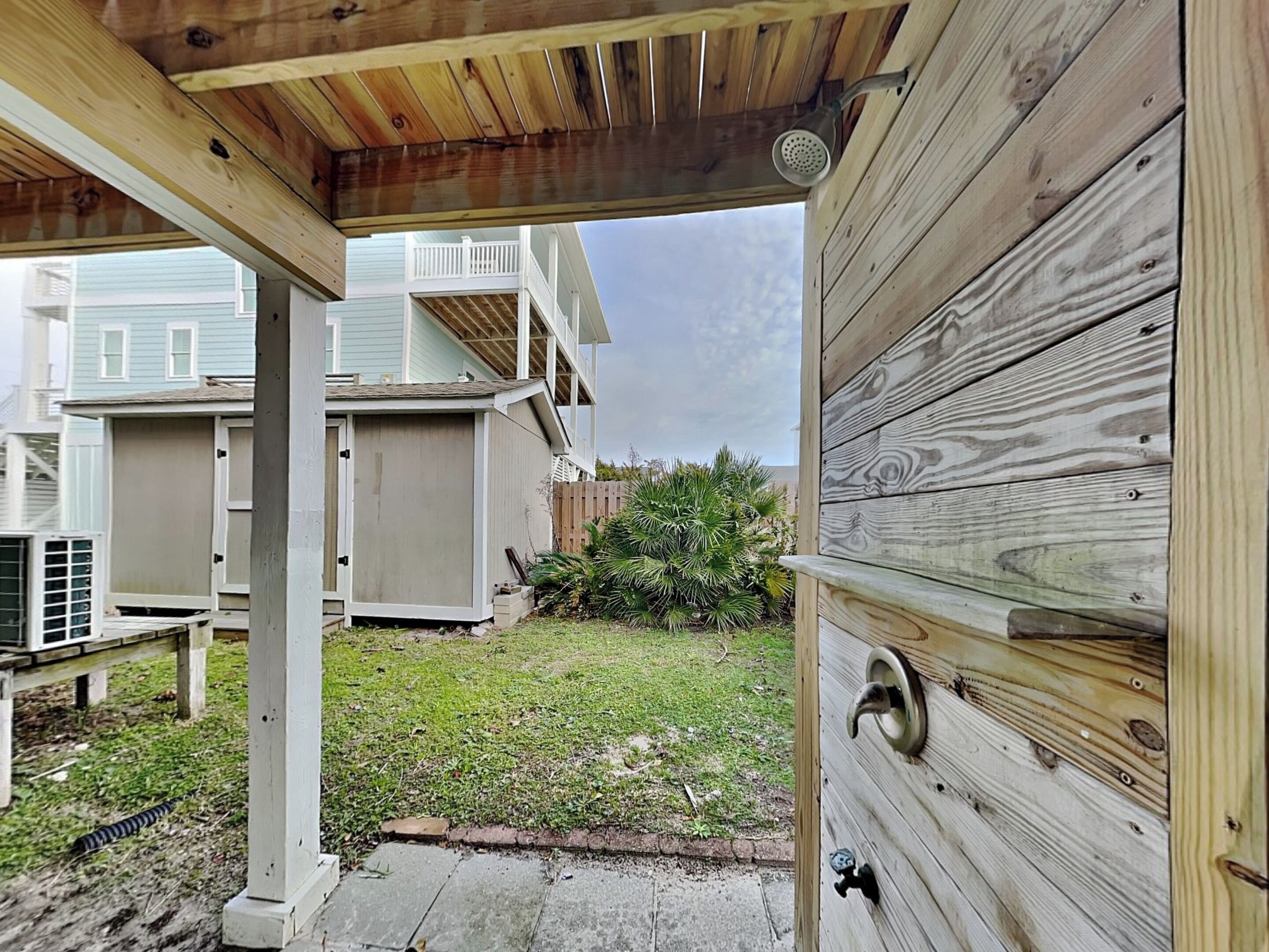 Studio (5 Bedrooms) | Property amenity
