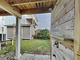 Studio (5 Bedrooms) | Property amenity