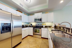 Fridge, microwave, oven, stovetop