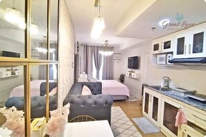 1 bedroom, desk, iron/ironing board, free WiFi