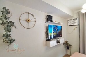 1 bedroom, desk, iron/ironing board, free WiFi