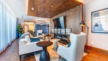 Télévision, table de tennis de table