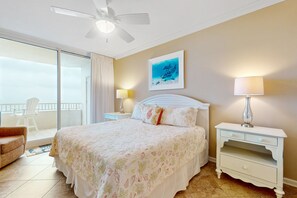 3 bedrooms, iron/ironing board, internet, bed sheets