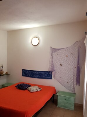 1 bedroom, iron/ironing board