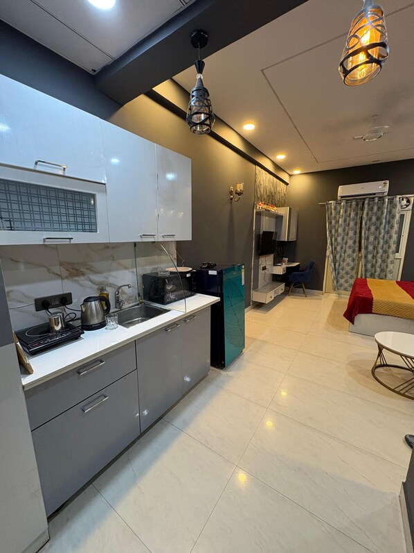 Microwave, oven, stovetop