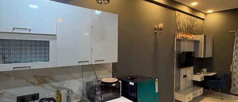 Microwave, oven, stovetop