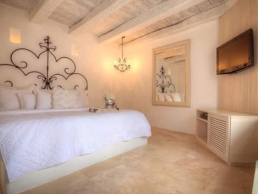 Superior Double Room, Garden View | In-room safe, free WiFi