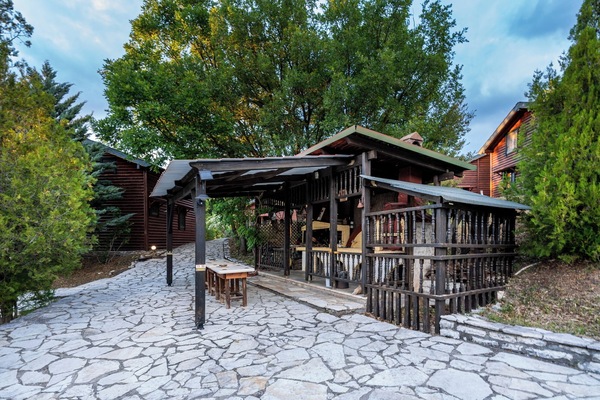 BBQ/picnic area