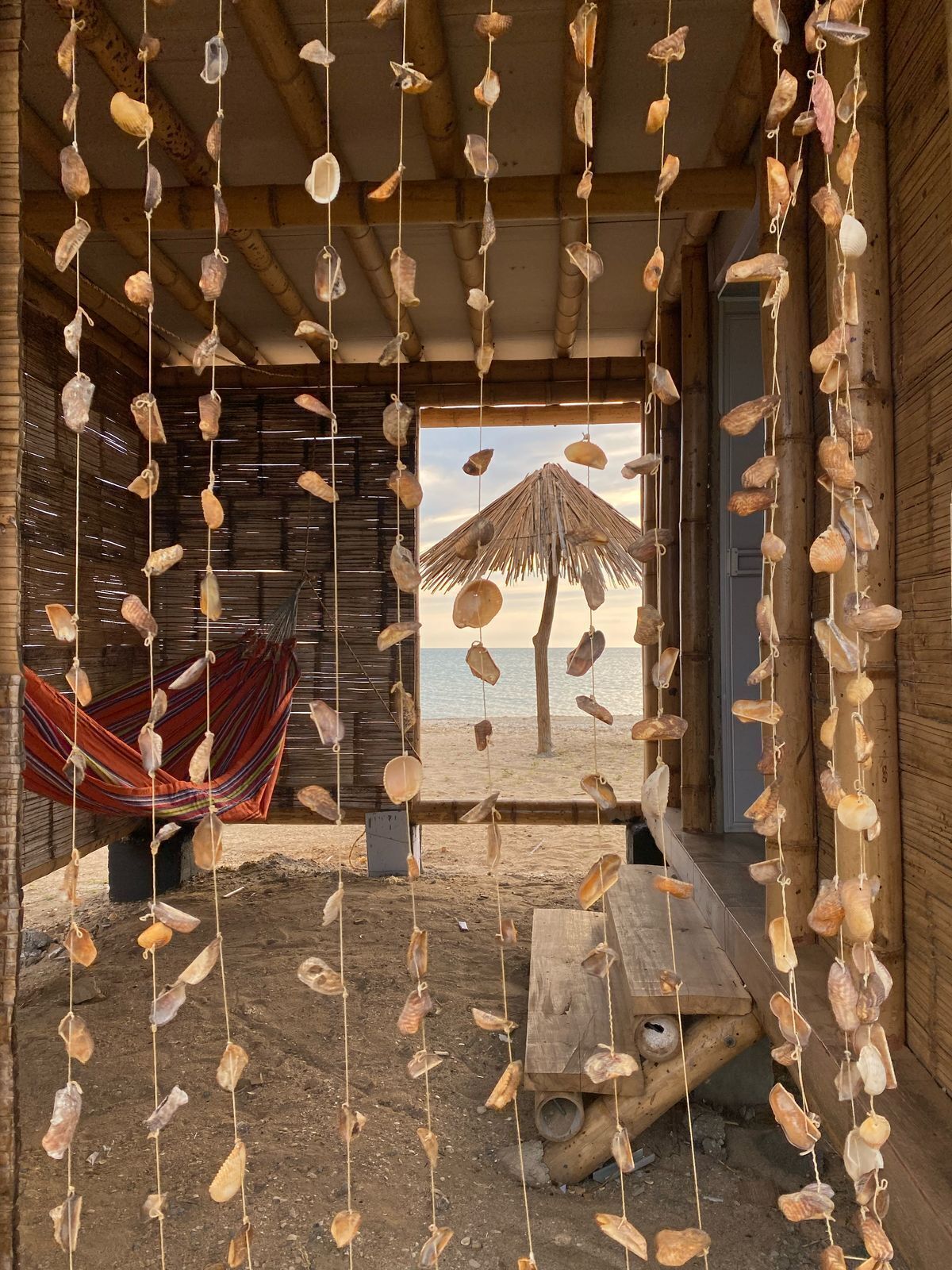 Sabun, sampo,  dan tisu toilet