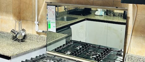 Microwave, stovetop
