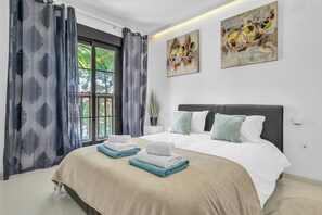 2 habitaciones, tabla de planchar con plancha y wifi gratis 