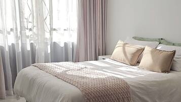 1 chambre, fer et planche Ă repasser, Wi-Fi, draps fournis