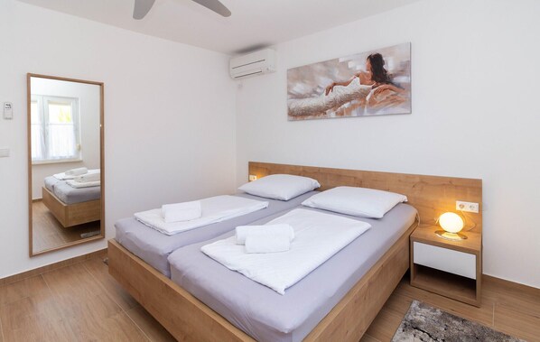 2 chambres, lit de bébé portatif, accès au Wi-Fi (inclus)