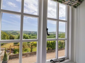Interior - Tithe Barn Cottage (Dorchester)